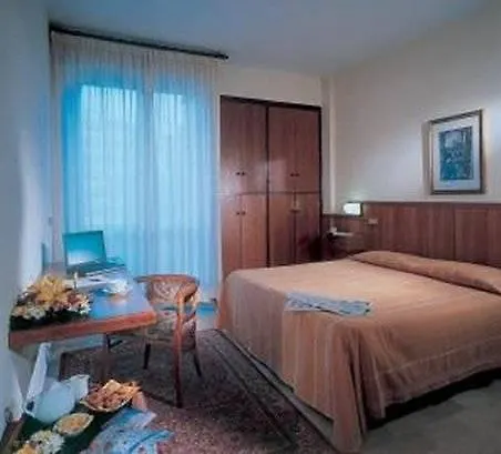 Auto Park Hotel Florencie