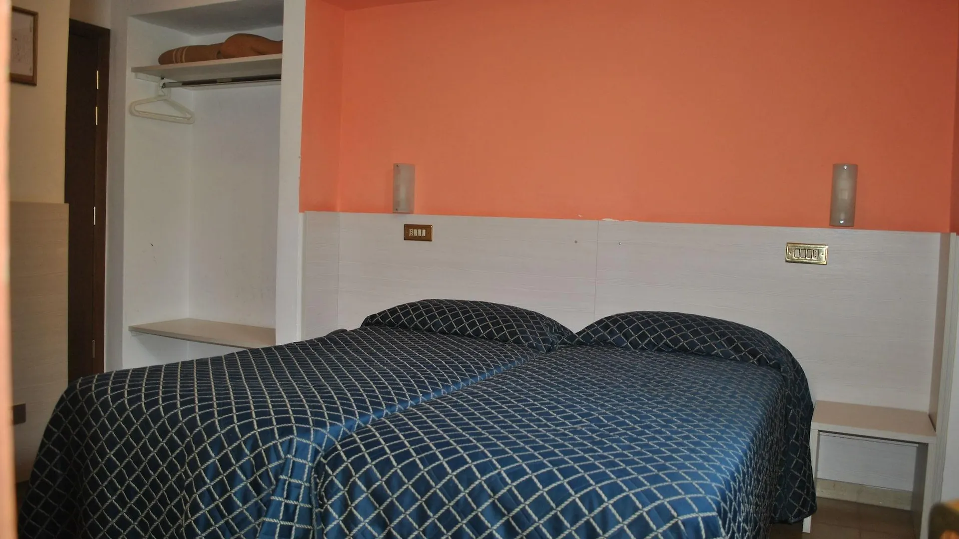Auto Park Hotel Florencie